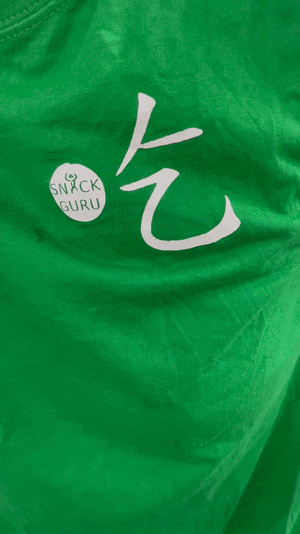 green snack guru tee
